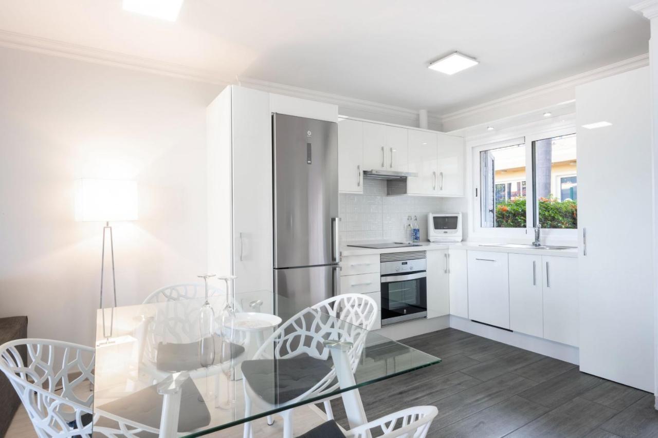Appartamento Cosy Flat With Sea Views In Santa Ursula Esterno foto