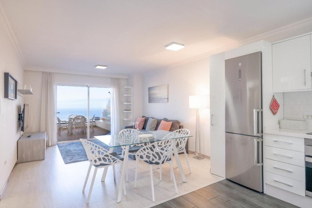 Appartamento Cosy Flat With Sea Views In Santa Ursula Esterno foto