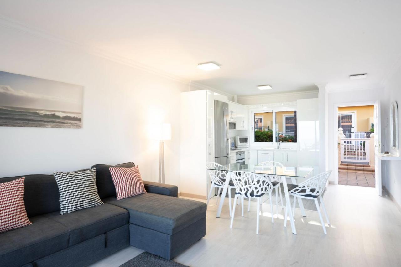 Appartamento Cosy Flat With Sea Views In Santa Ursula Esterno foto